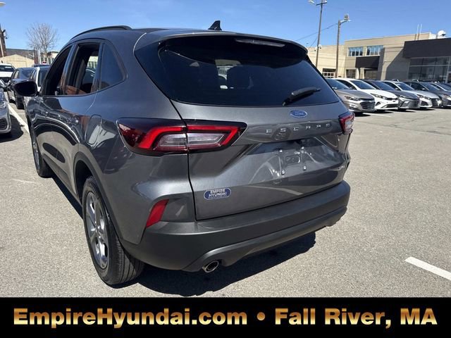 Used 2025 Ford Escape ST-Line Select image 9
