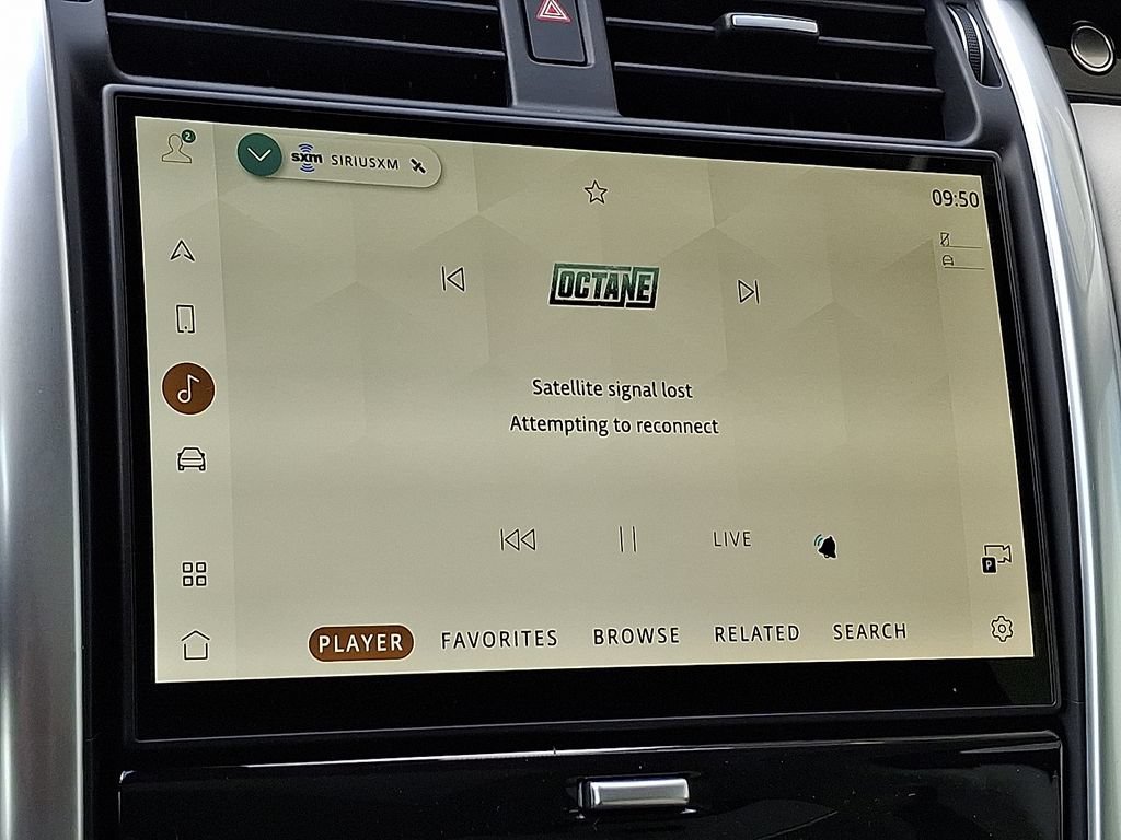 New 2026 Land Rover Discovery S AWD/4WD image 14