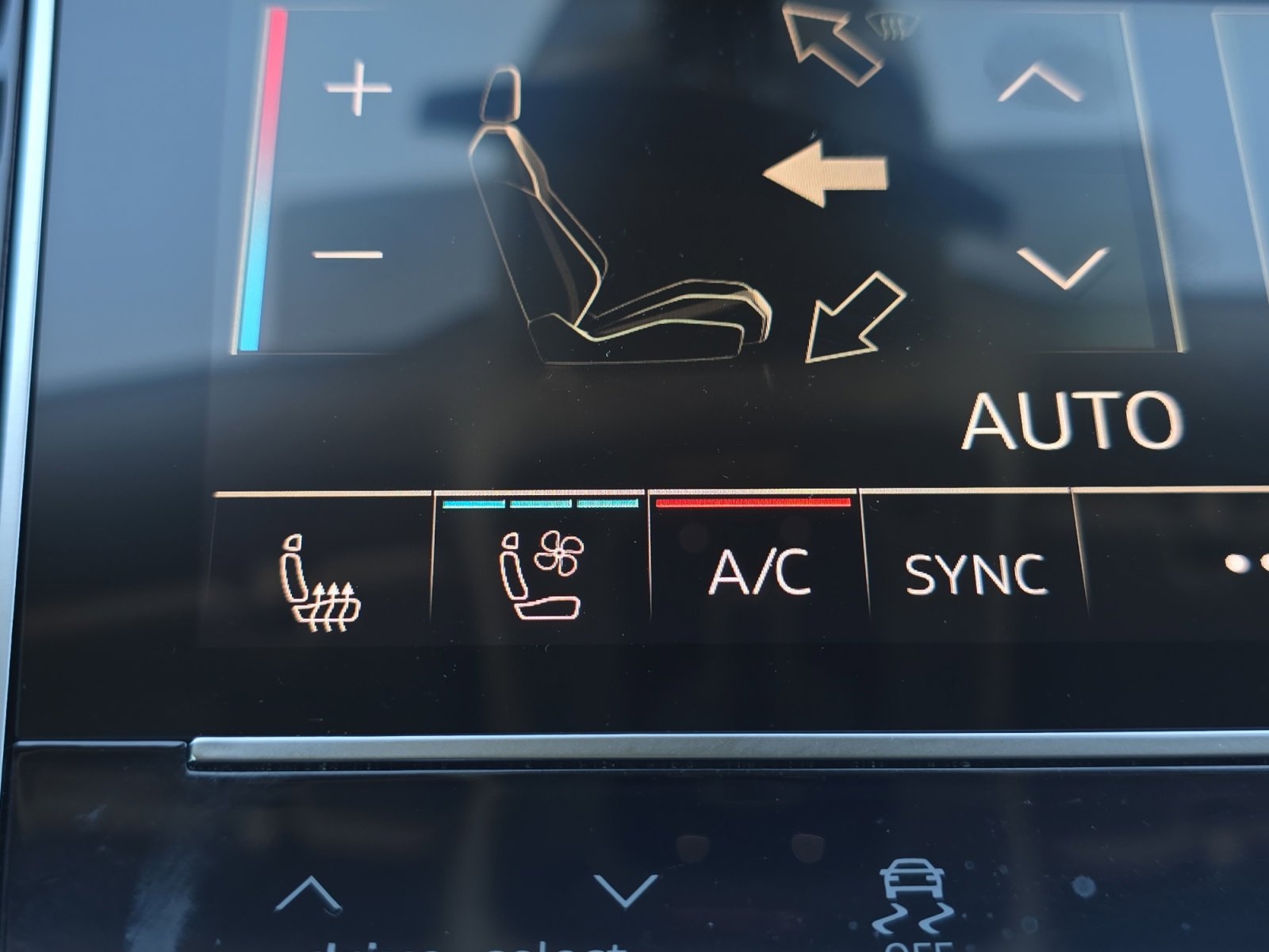 Used 2020 Audi Q8 Prestige image 25