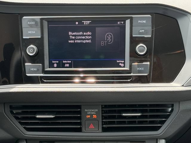 Certified 2024 Volkswagen Jetta S FWD image 17