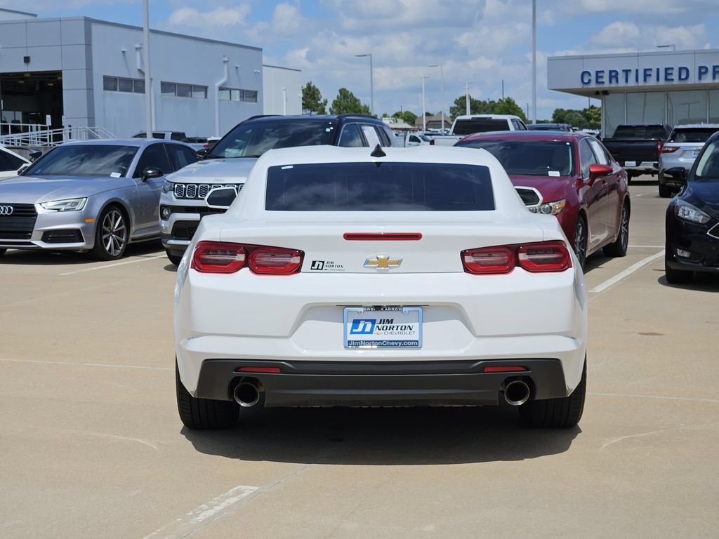 Used 2023 Chevrolet Camaro LT RWD image 6