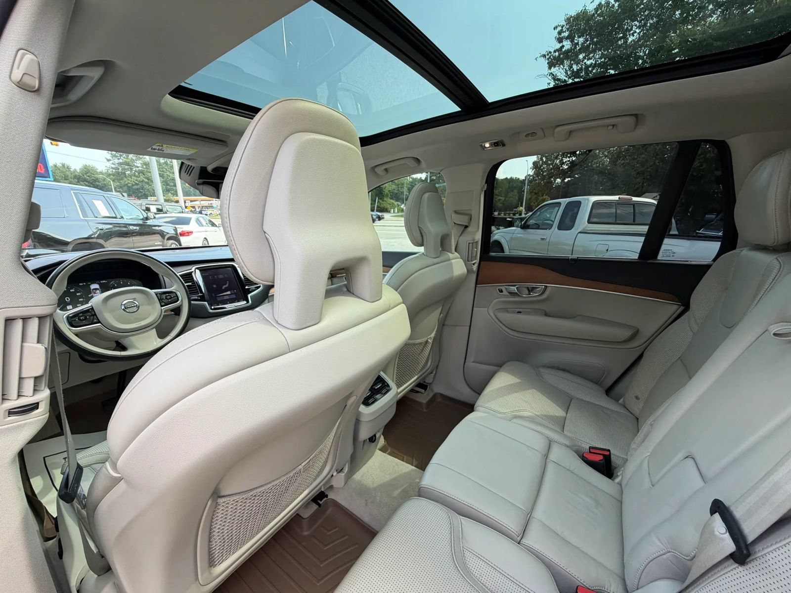 Used 2016 Volvo XC90 T6 Inscription w/ Vision Package AWD/4WD image 20