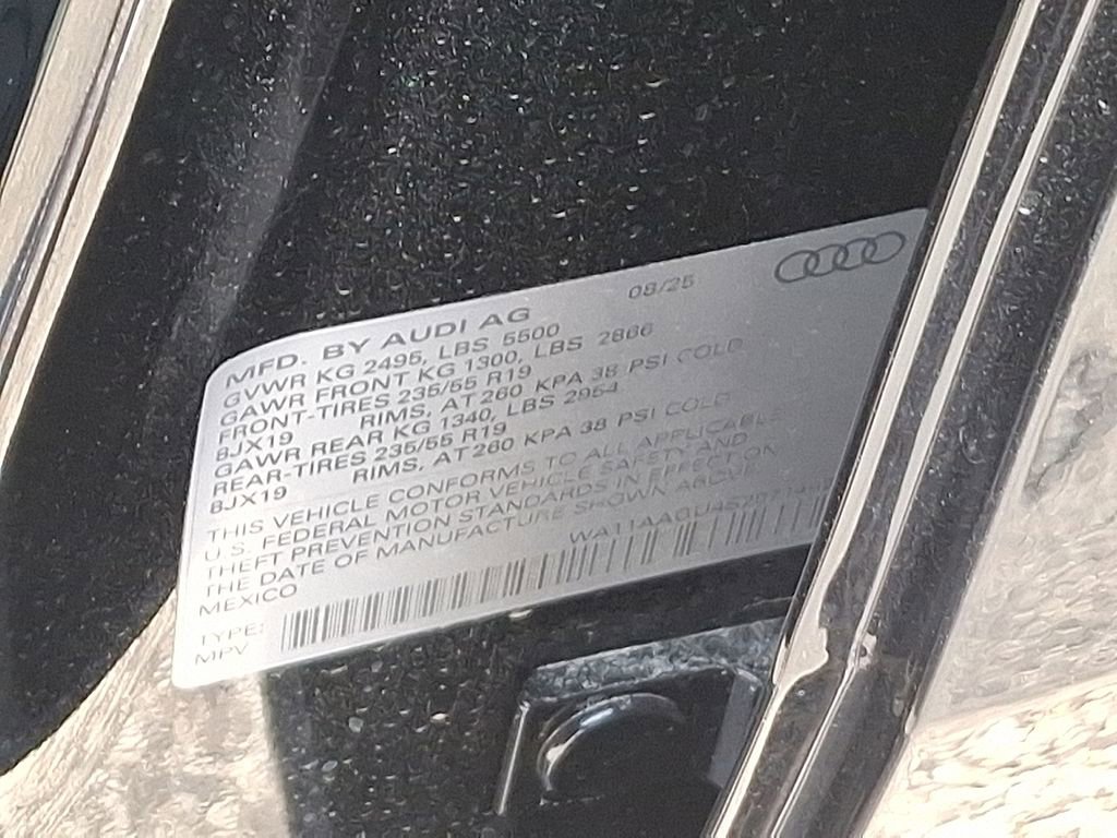 New 2025 Audi Q5 Premium AWD/4WD image 10