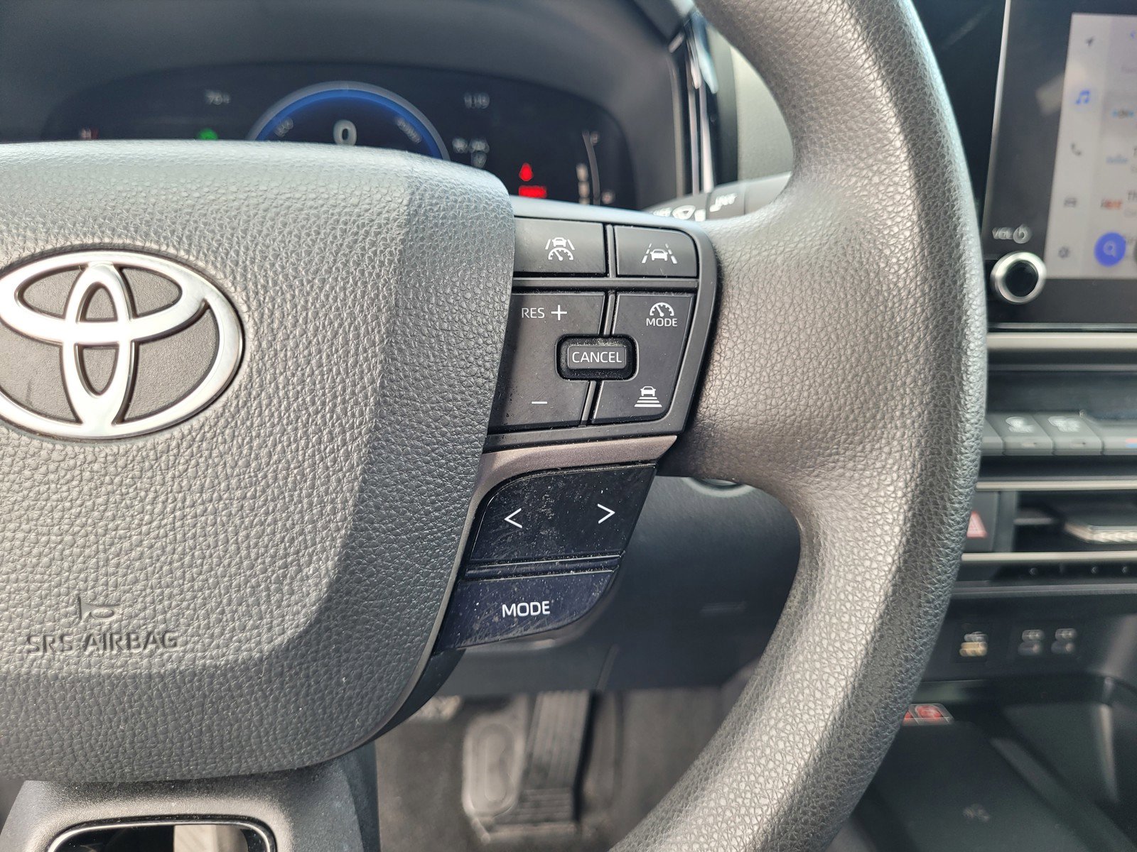 Used 2025 Toyota Camry LE image 22