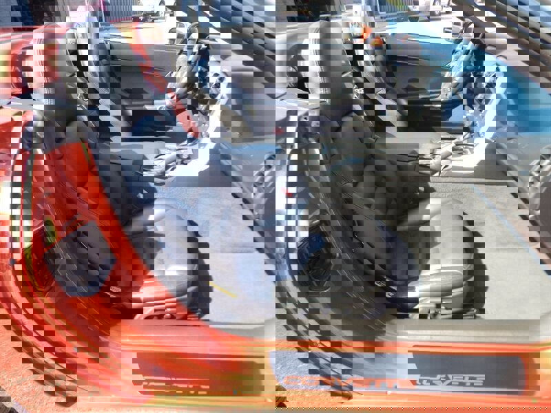 Used 2005 Chevrolet Corvette Convertible w/ Preferred Equipment Group image 18