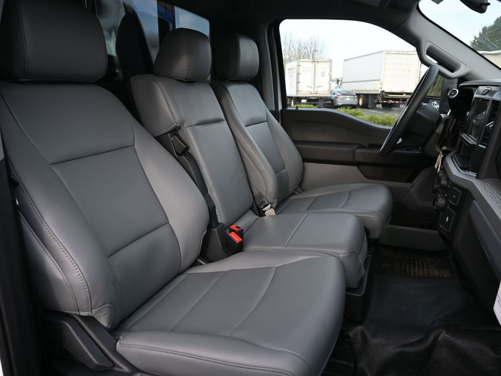 New 2025 Ford F550 4x4 Regular Cab Super Duty image 22