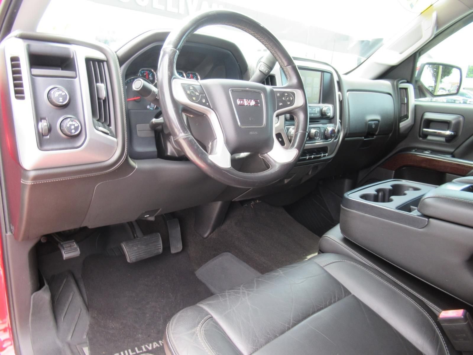 Used 2018 GMC Sierra 1500 SLT w/ SLT Premium Package AWD/4WD image 17