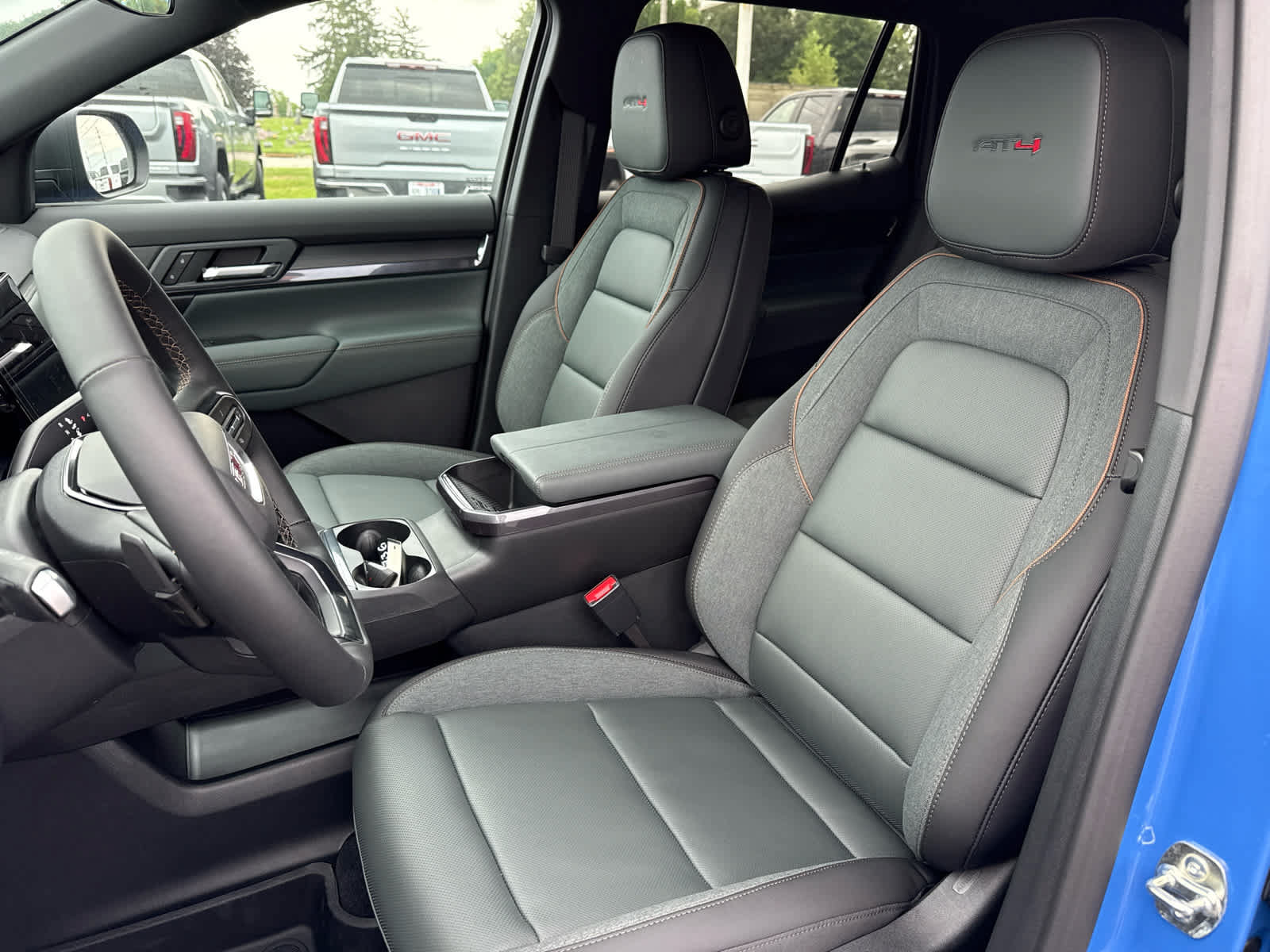 New 2027 GMC Terrain AT4 w/ Convenience Package III AWD/4WD image 10