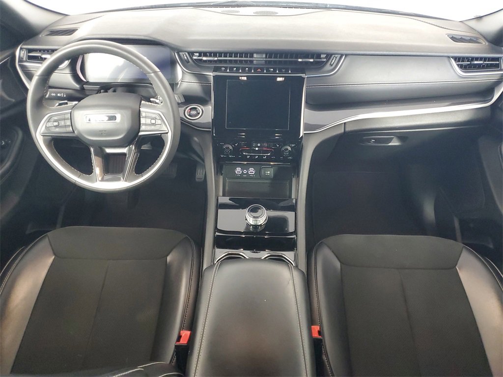 Used 2023 Jeep Grand Cherokee L Laredo image 14