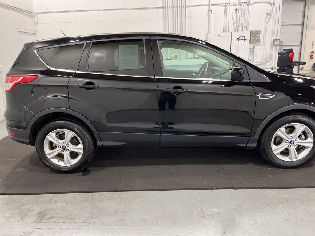 Used 2016 Ford Escape SE image 9