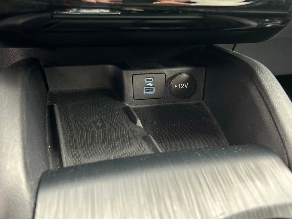 Certified 2023 Ford Escape Platinum AWD/4WD image 21