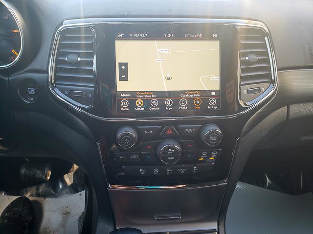 Used 2020 Jeep Grand Cherokee Altitude image 14