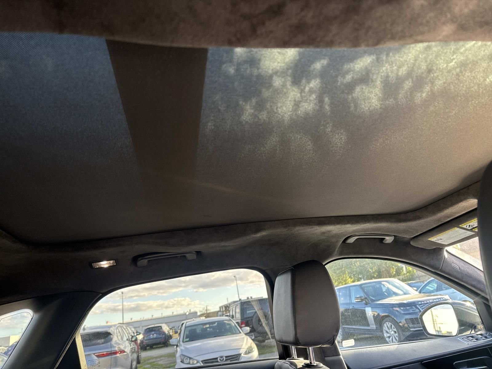 Used 2020 Jaguar F-PACE Premium image 10