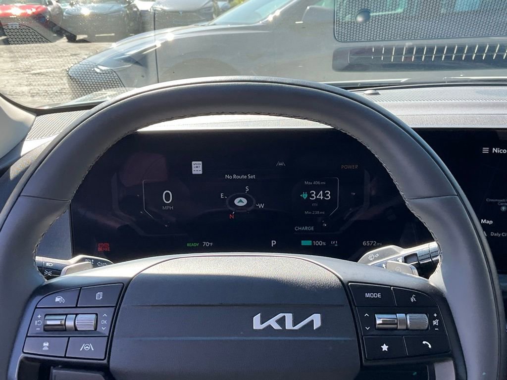 Used 2025 Kia EV6 Light image 41