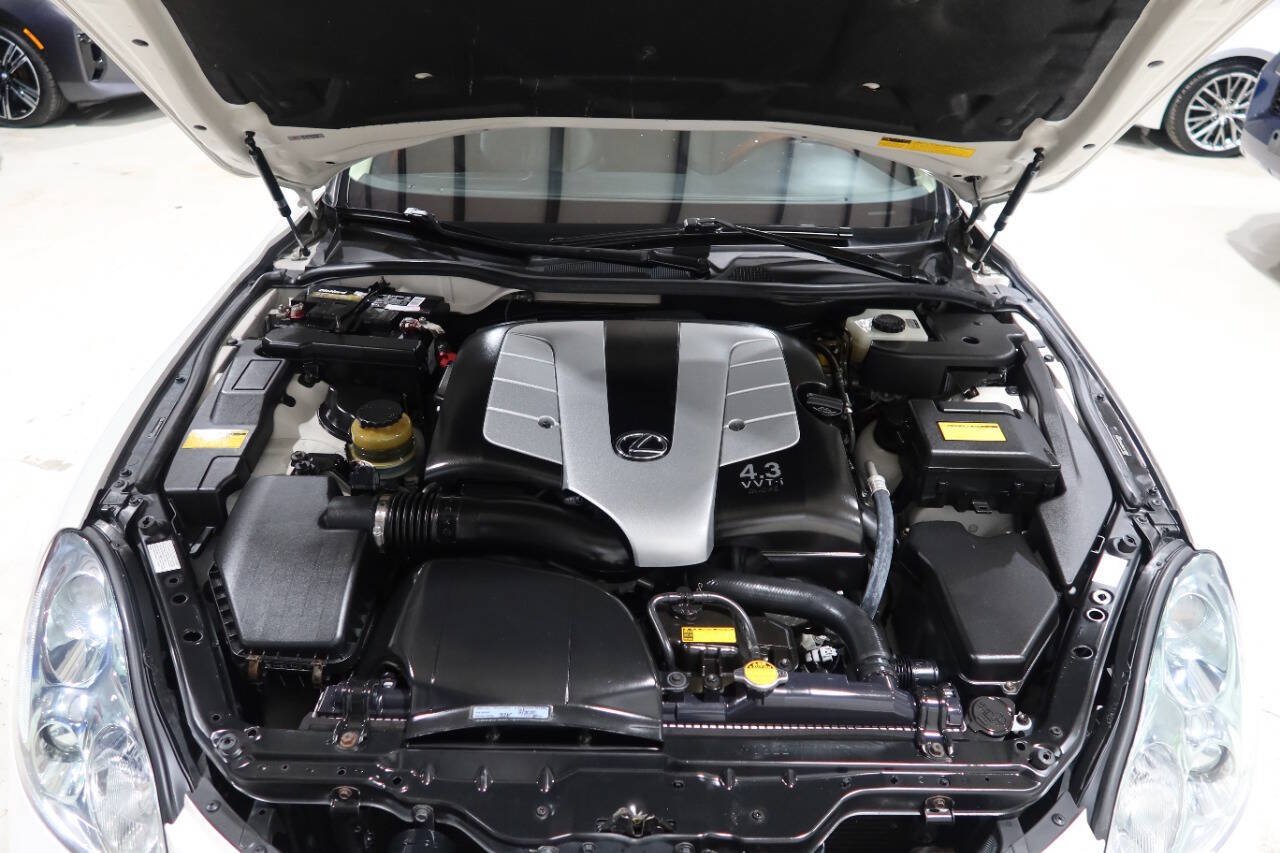 Used 2005 Lexus SC 430 Convertible RWD image 9