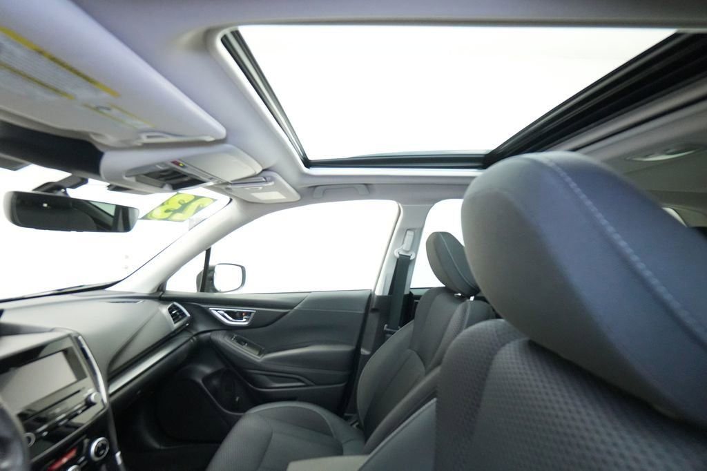 Used 2023 Subaru Forester Premium image 17