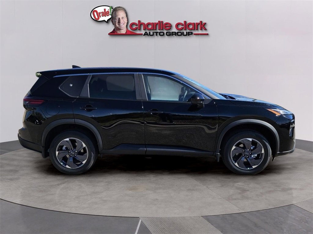 New 2026 Nissan Rogue SV image 7