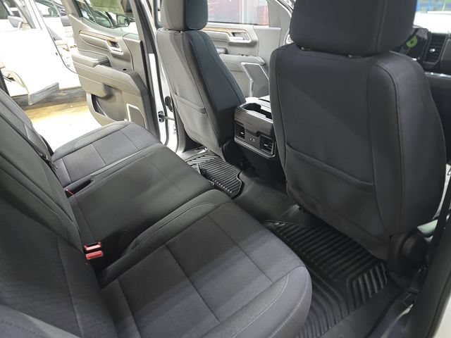 Used 2023 Chevrolet Silverado 1500 LT w/ Safety Package AWD/4WD image 15
