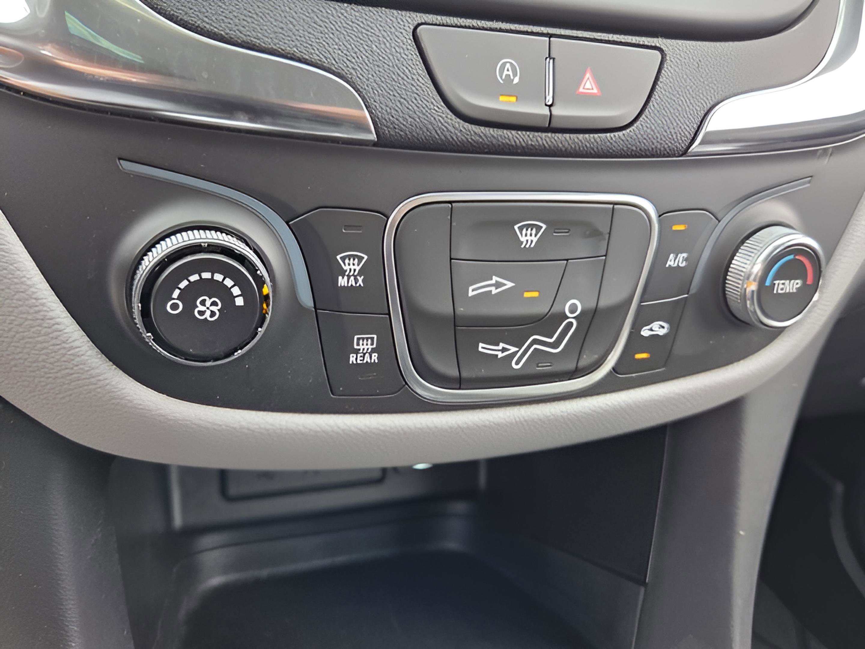 Used 2024 Chevrolet Equinox LS w/ Midnight Edition FWD image 20