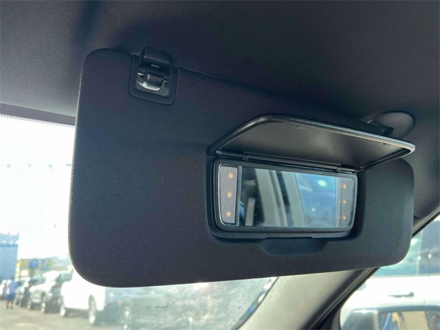 Certified 2023 Chevrolet Traverse LT w/ Rear Camera Mirror Package image 33