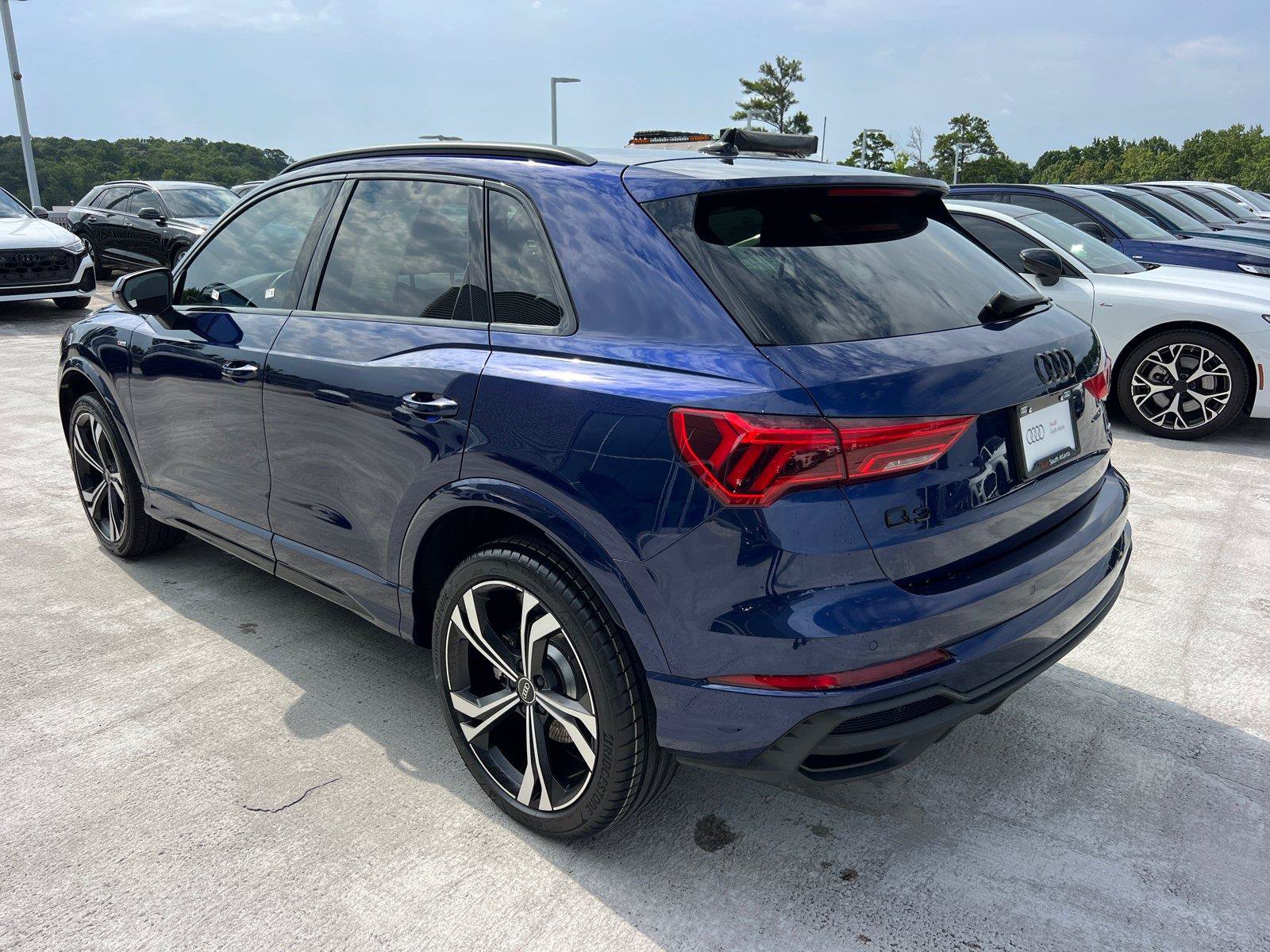 Used 2024 Audi Q3 2.0T Premium Plus AWD/4WD image 7