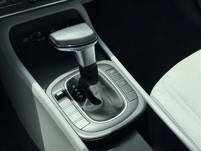 Certified 2025 Hyundai Kona SEL FWD image 13