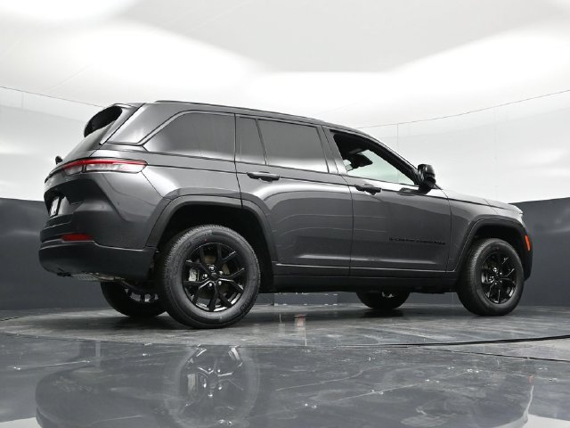 New 2026 Jeep Grand Cherokee Altitude AWD/4WD image 53