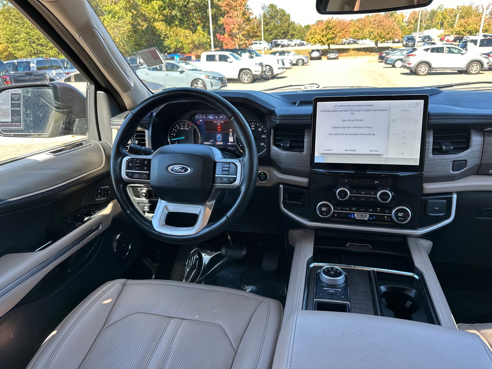 Used 2024 Ford Expedition Max Limited image 25