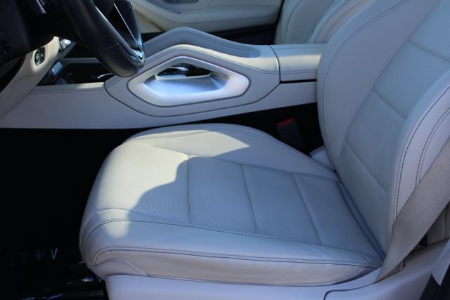 Used 2024 Mercedes-Benz GLS 450 4MATIC image 39