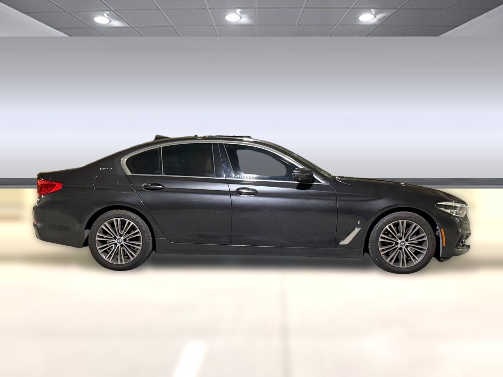 Used 2019 BMW 530e xDrive w/ Executive Package AWD/4WD image 7