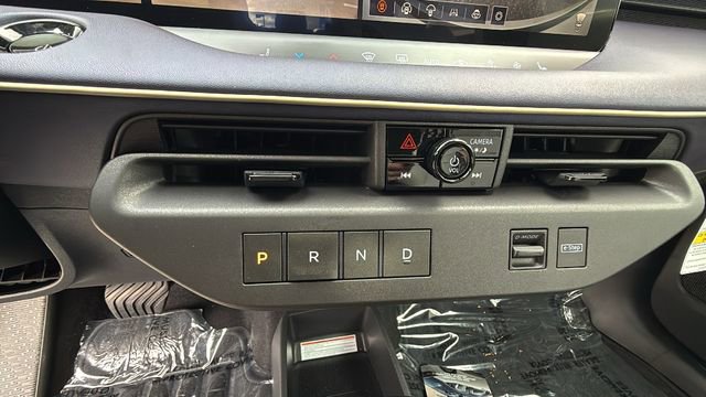 New 2026 Nissan Leaf SV+ image 14