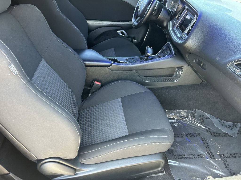 Used 2020 Dodge Challenger R/T w/ Driver Convenience Group image 9