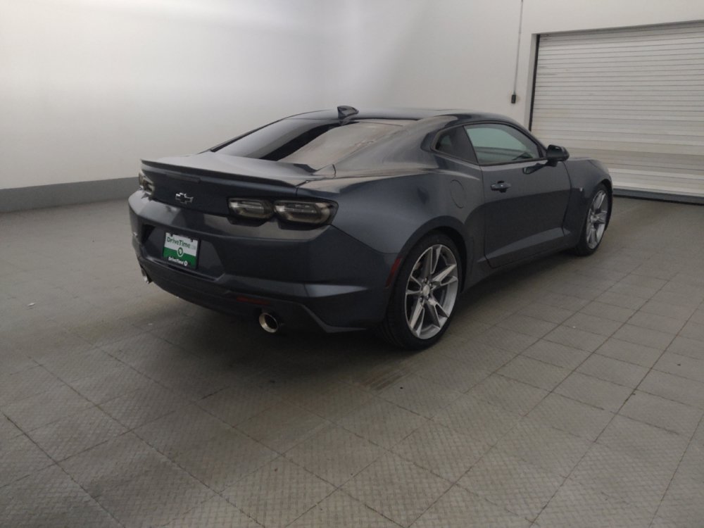 Used 2020 Chevrolet Camaro LT w/ RS Package RWD image 9