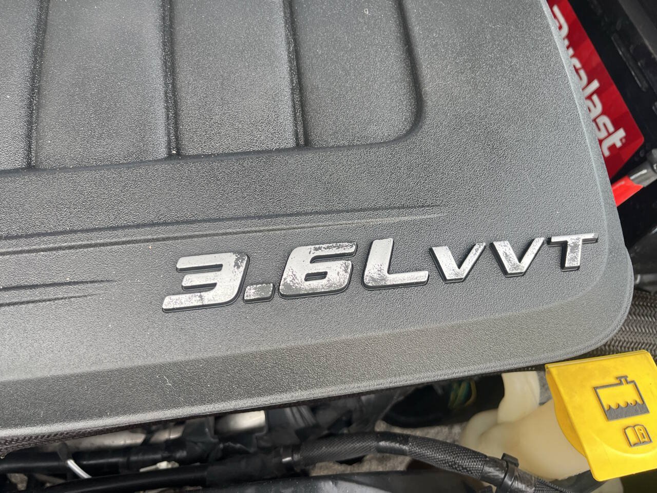 Used 2015 Chrysler Town & Country Touring FWD image 34
