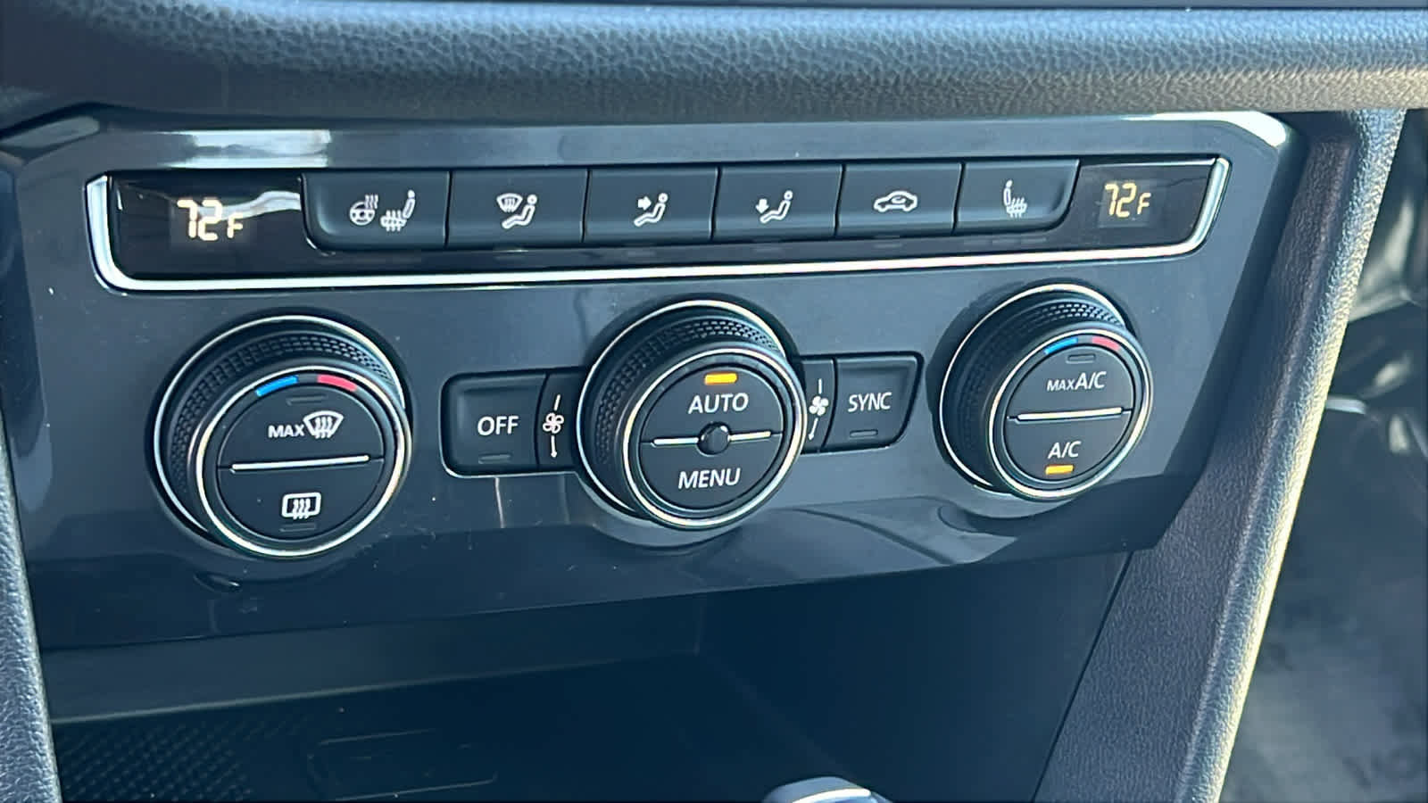 Certified 2020 Volkswagen Tiguan SEL Premium R-Line image 14