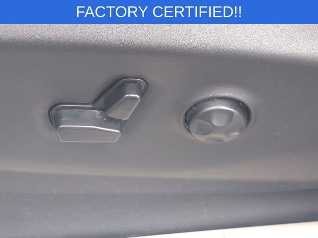 Certified 2023 Chrysler Pacifica Touring-L FWD image 17