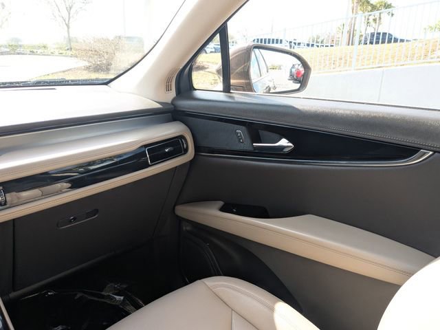 Used 2022 Lincoln Nautilus FWD w/ Premium Package image 15