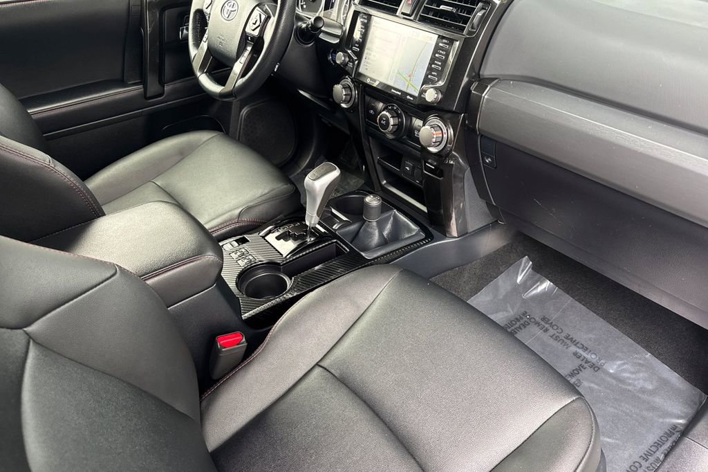 Certified 2024 Toyota 4Runner TRD Off-Road Premium w/ Moonroof Package AWD/4WD image 15