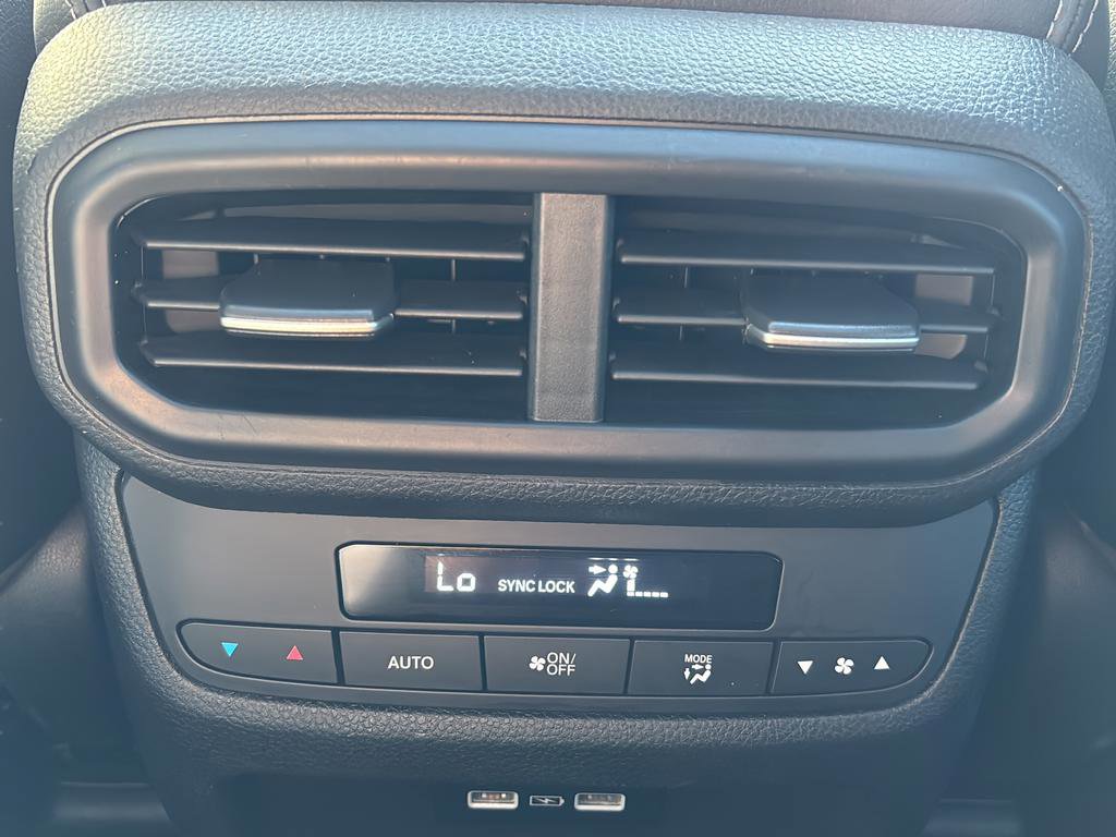 Used 2023 Honda Pilot Touring image 42