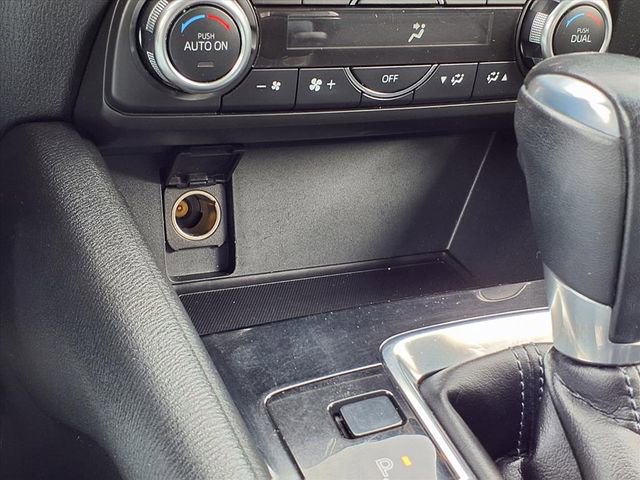 Used 2017 MAZDA CX-5 Touring image 14