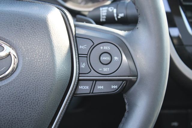 Used 2023 Toyota Camry XSE image 17