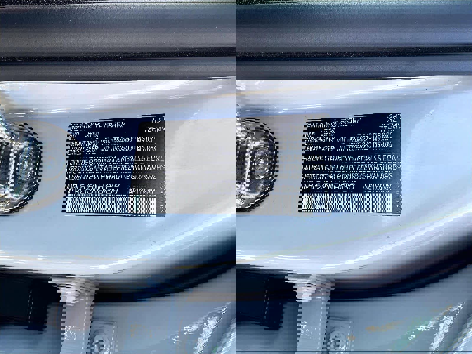 Used 2021 Porsche Macan Turbo image 35