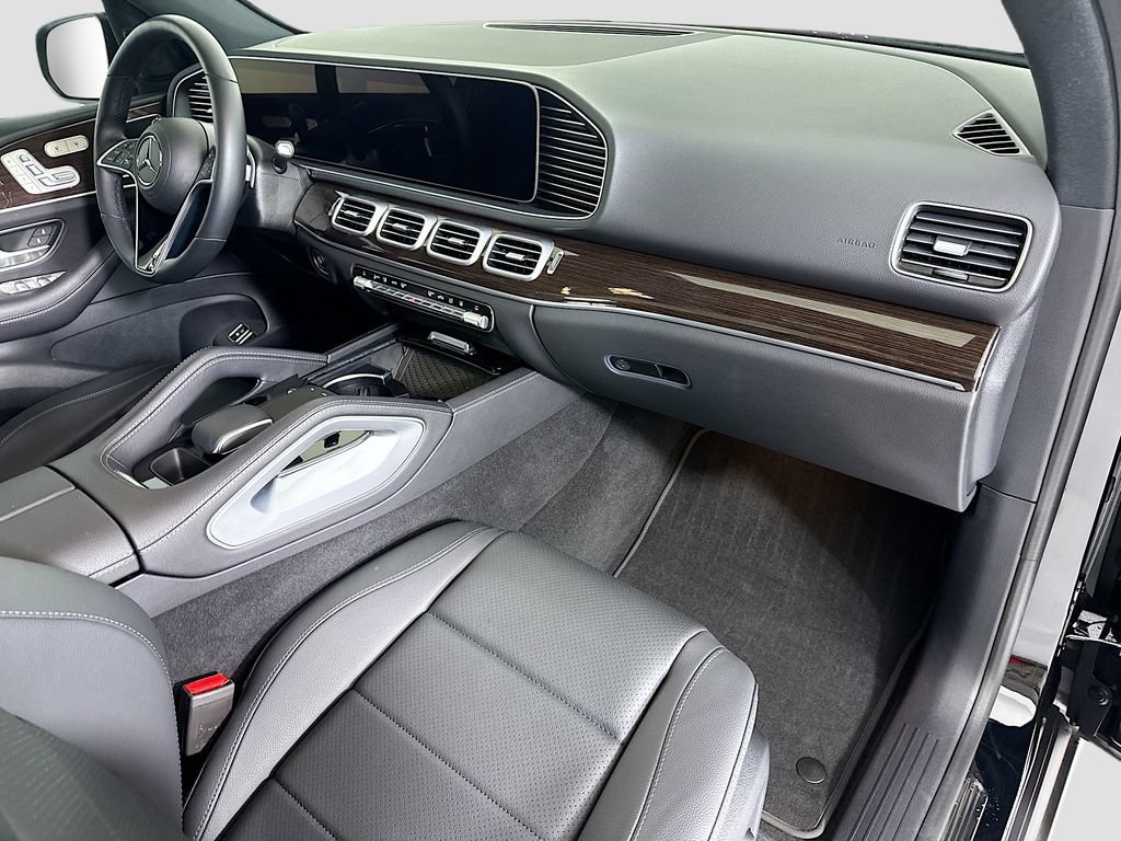 Certified 2025 Mercedes-Benz GLE 450e 4MATIC image 17