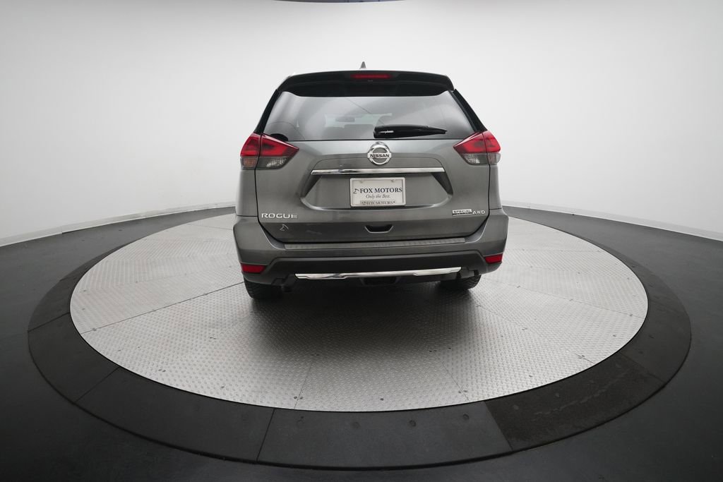 Used 2019 Nissan Rogue SV image 24