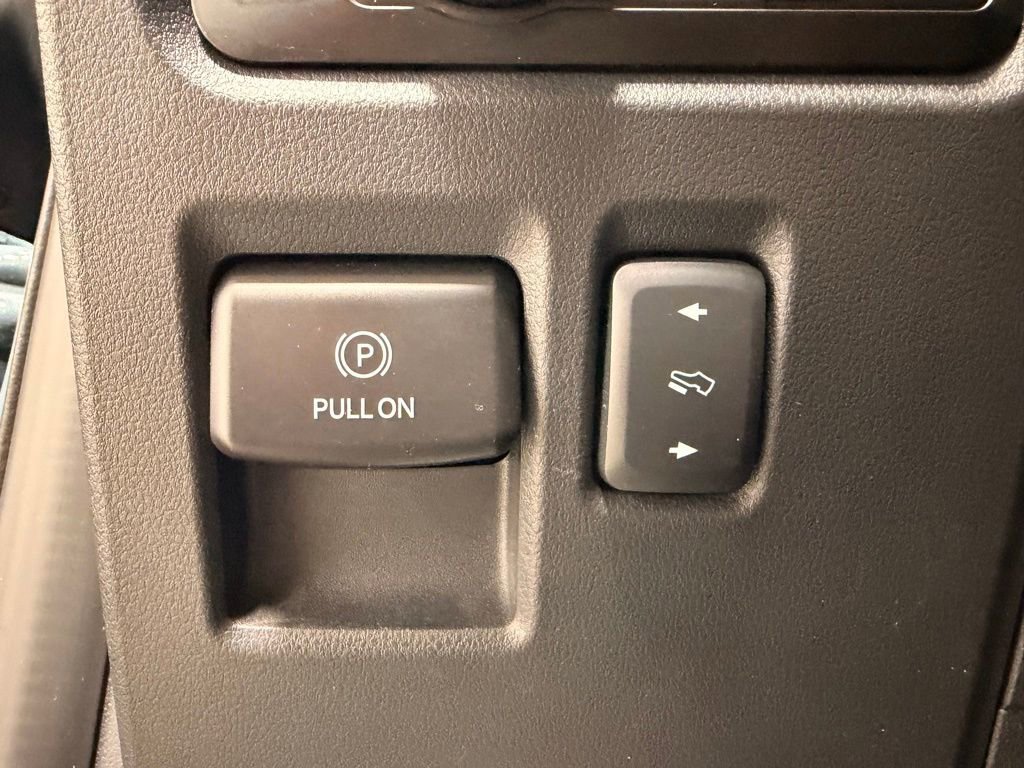 Used 2023 Ford F150 Lariat w/ Equipment Group 502A High image 27