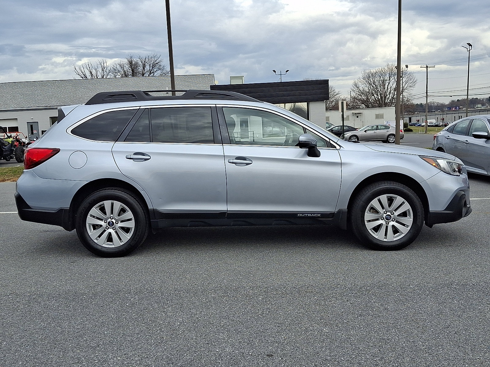 Used 2019 Subaru Outback 2.5i Premium w/ Popular Package #2 image 7