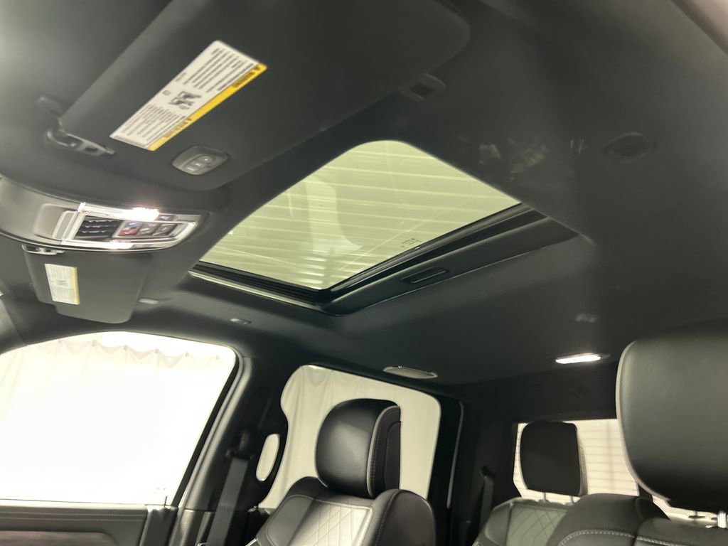 Used 2025 RAM 3500 Limited image 22