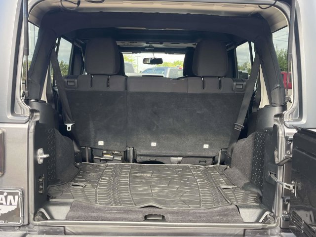 Used 2017 Jeep Wrangler Unlimited Sport w/ Quick Order Package 24S AWD/4WD image 19