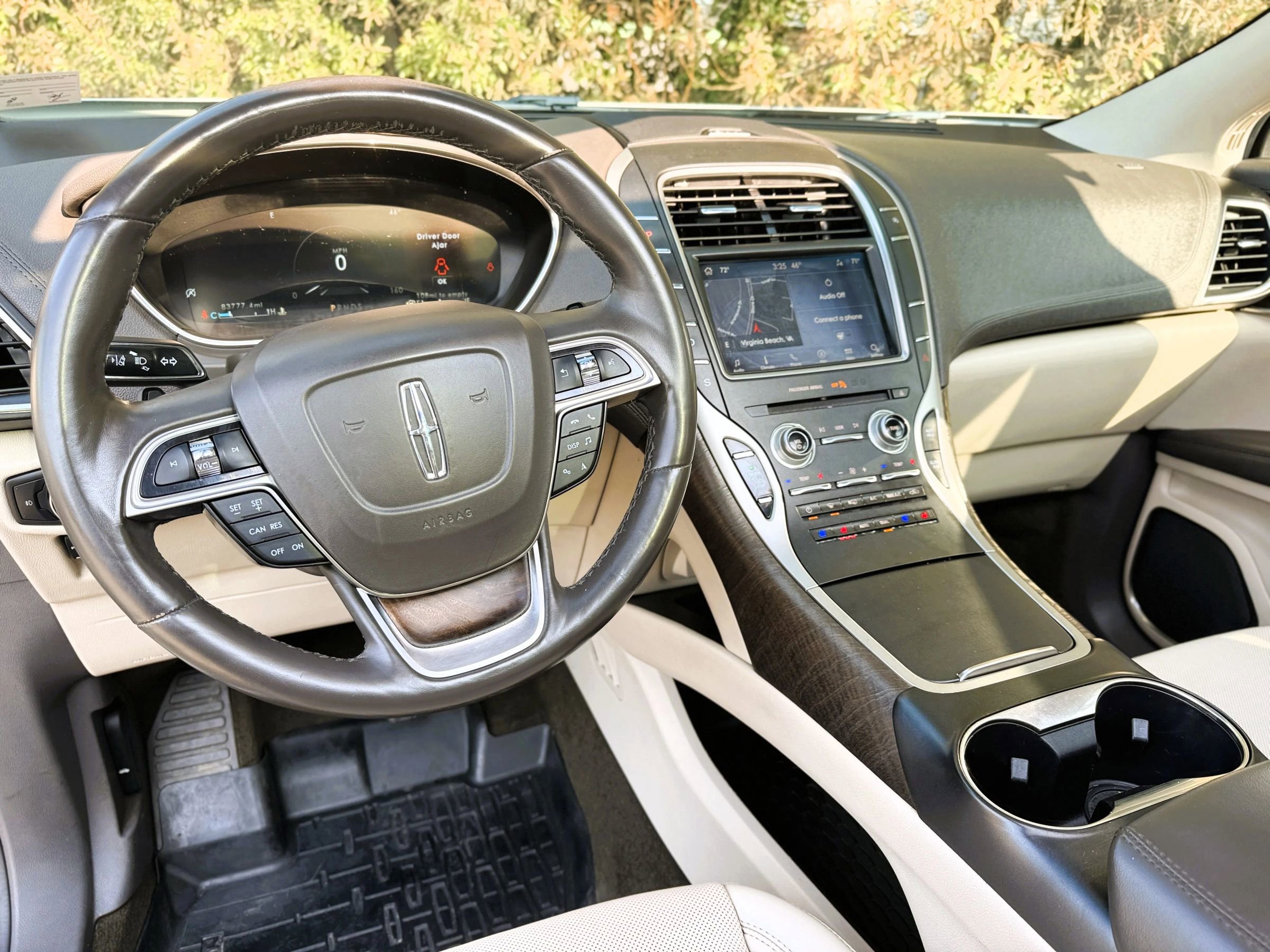 Used 2019 Lincoln Nautilus Reserve image 4