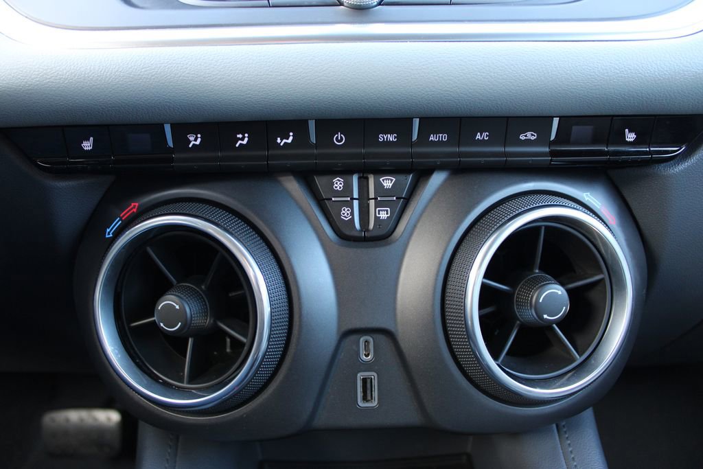 Used 2020 Chevrolet Blazer LT image 22